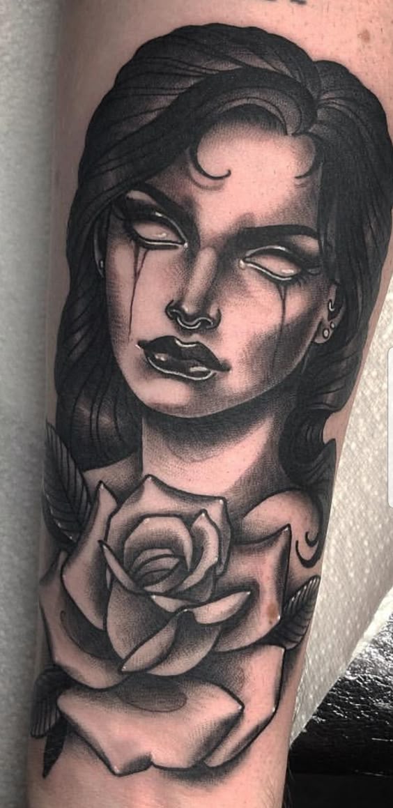 Neotraditional babe done by Selina at Tattoo 1825 in Amsterdam the Netherlands